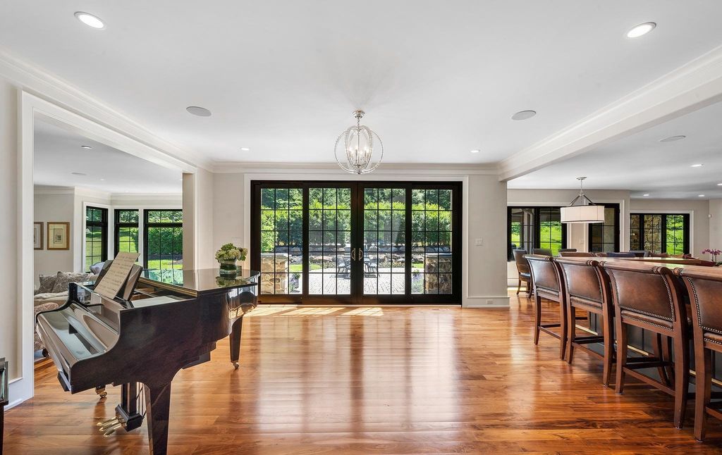 Unmatched Luxury and Distinctive Features Await in this $5.695M Malvern, PA Residence