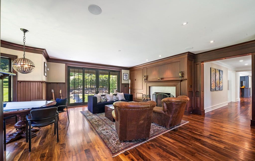 Unmatched Luxury and Distinctive Features Await in this $5.695M Malvern, PA Residence