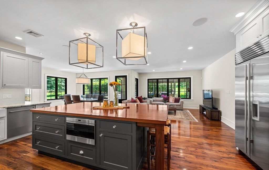 Unmatched Luxury and Distinctive Features Await in this $5.695M Malvern, PA Residence