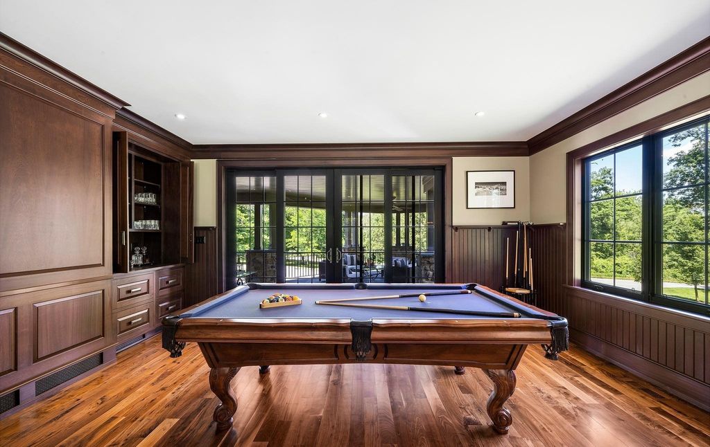 Unmatched Luxury and Distinctive Features Await in this $5.695M Malvern, PA Residence