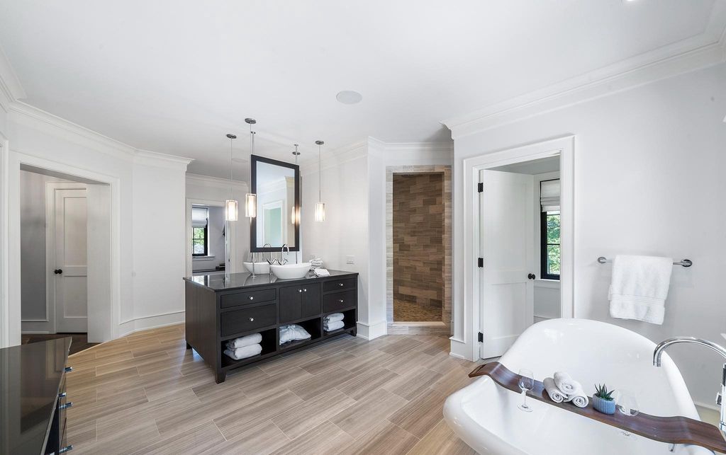 Unmatched Luxury and Distinctive Features Await in this $5.695M Malvern, PA Residence