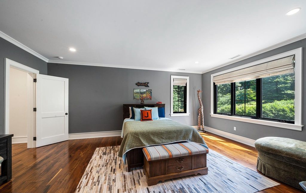 Unmatched Luxury and Distinctive Features Await in this $5.695M Malvern, PA Residence