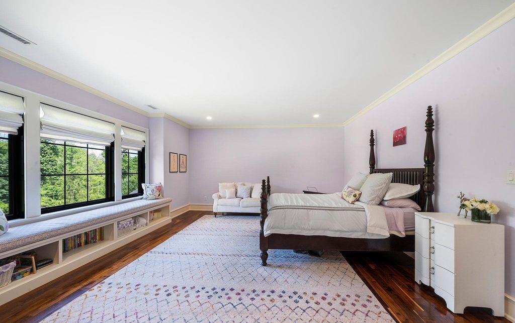 Unmatched Luxury and Distinctive Features Await in this $5.695M Malvern, PA Residence