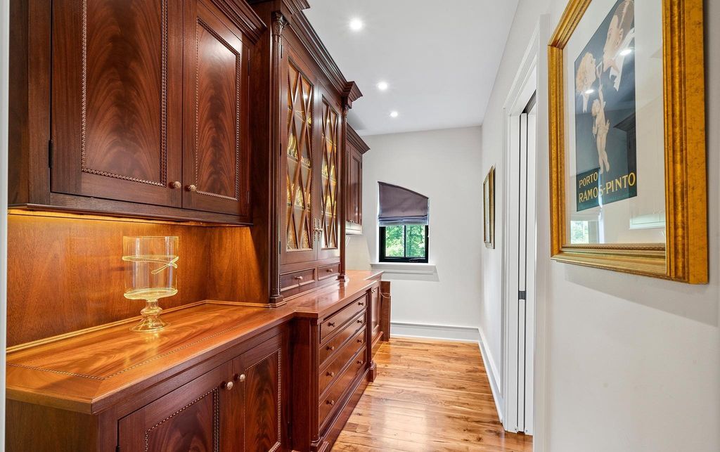 Unmatched Luxury and Distinctive Features Await in this $5.695M Malvern, PA Residence