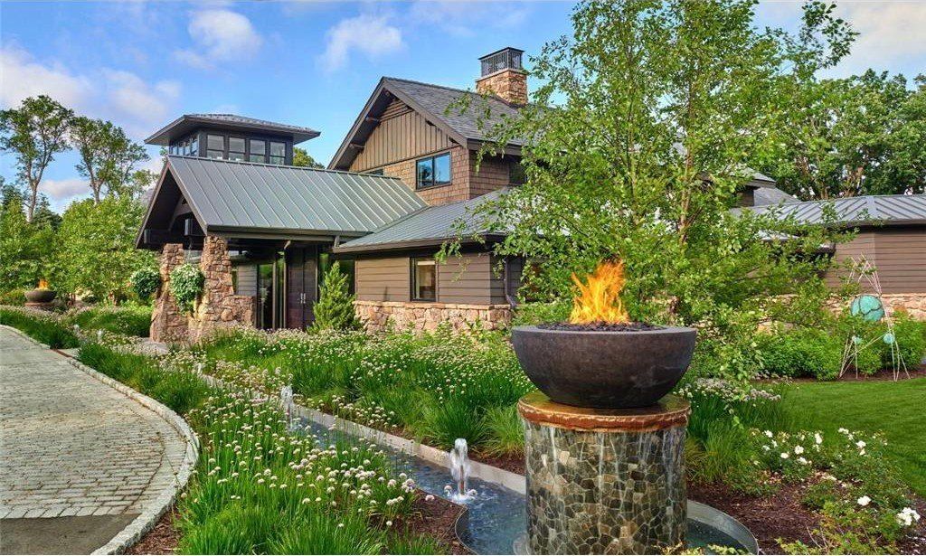 Unparalleled Opulence: Majestic Lakefront Estate in Minnesota Unveiled for $10.995 Million