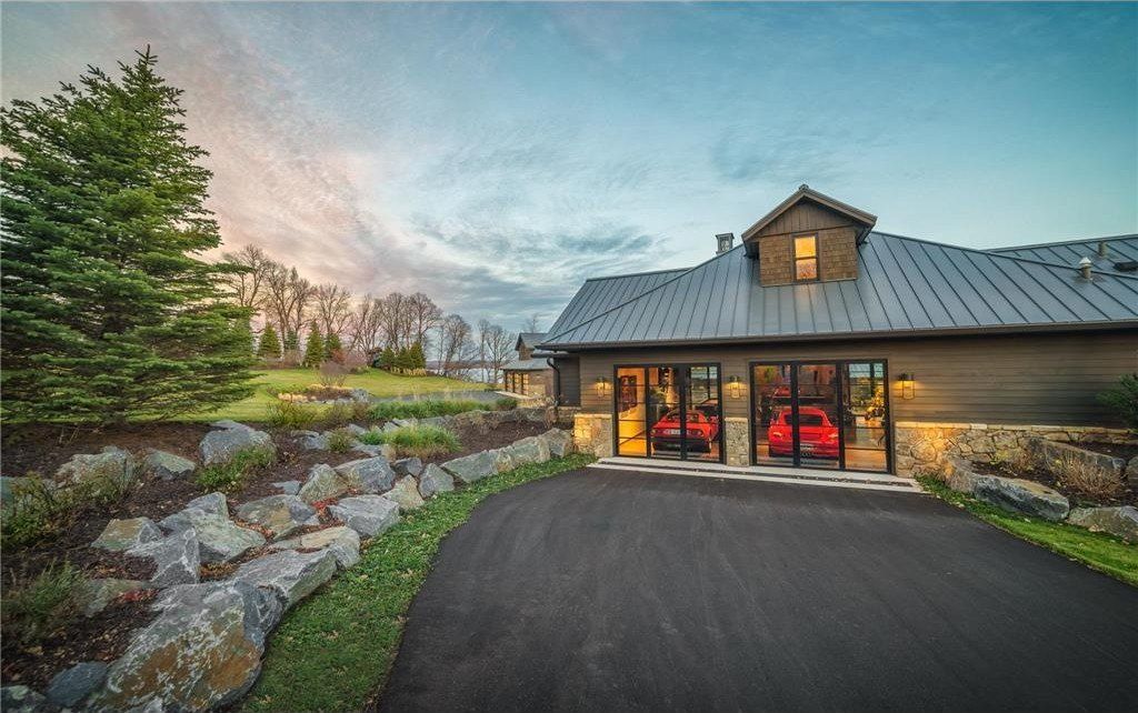 Unparalleled Opulence: Majestic Lakefront Estate in Minnesota Unveiled for $10.995 Million