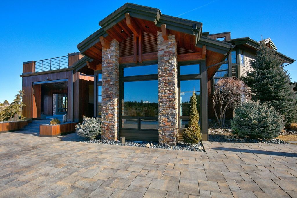 Unparalleled Views and Impeccable Craftsmanship, Contemporary Home in Bend, OR Listed at $6.95M