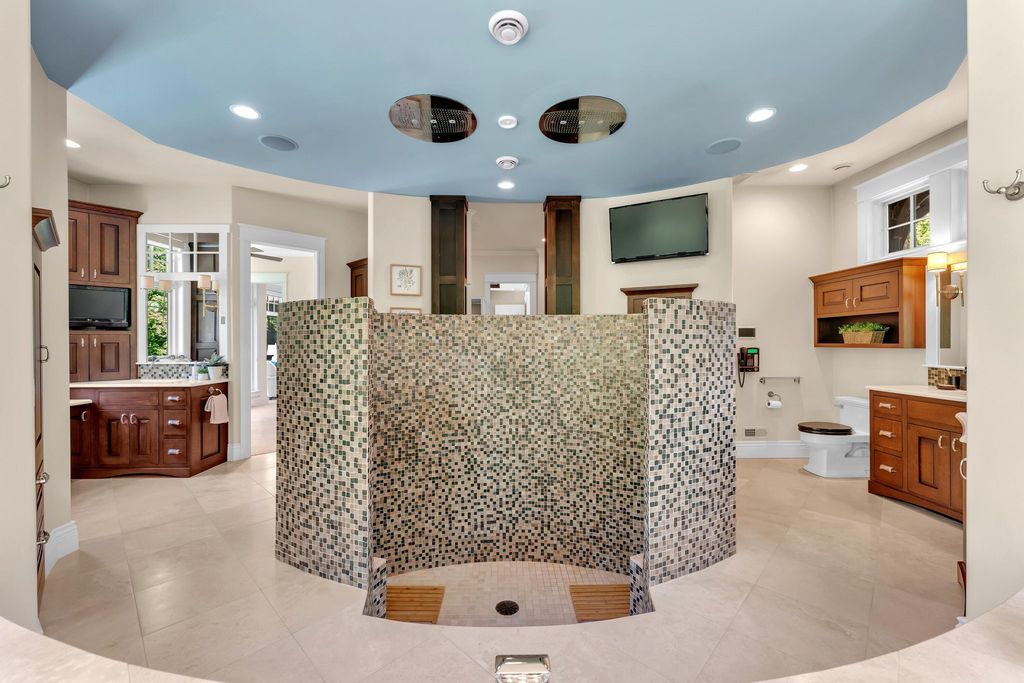 Unveiling an Exquisite Retreat: Captivating 5-Acre Wooded Estate in Skyevale's Gated Community Now Available for $3.75M