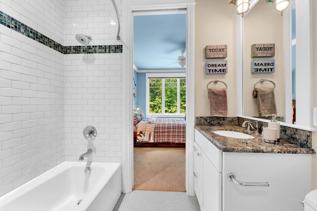 Unveiling an Exquisite Retreat: Captivating 5-Acre Wooded Estate in Skyevale's Gated Community Now Available for $3.75M