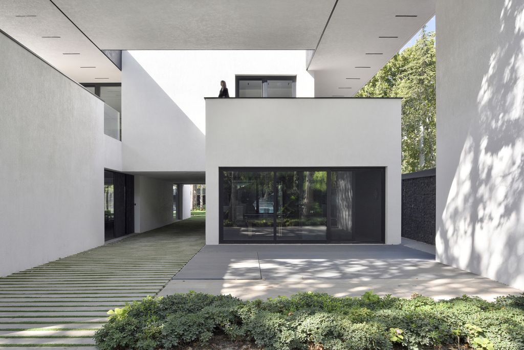 Villa Number 75, Elegant Project in Iran designed by 3rd Skin Architects