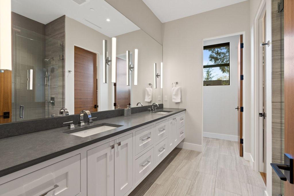 Vineyard Estate with Mt Hood Views and Napa-Inspired Ambiance in West Linn, OR Offered at $6.25M