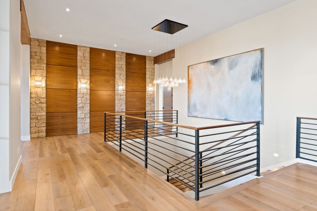 Vineyard Estate with Mt Hood Views and Napa-Inspired Ambiance in West Linn, OR Offered at $6.25M