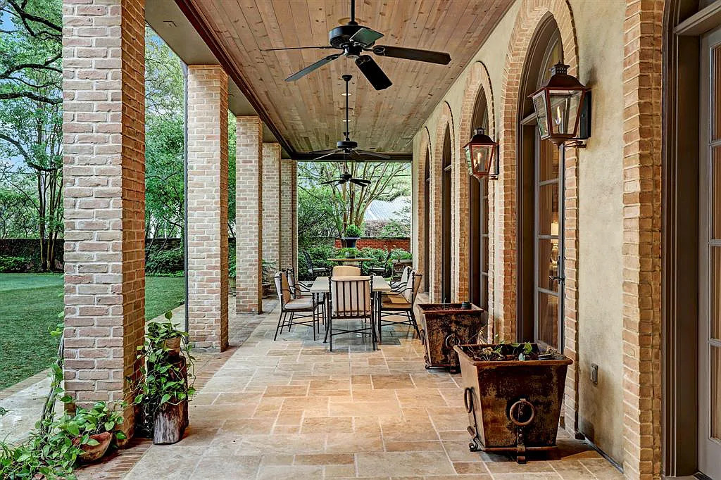 5556 Cranbrook Rd Houston TX 77056 14