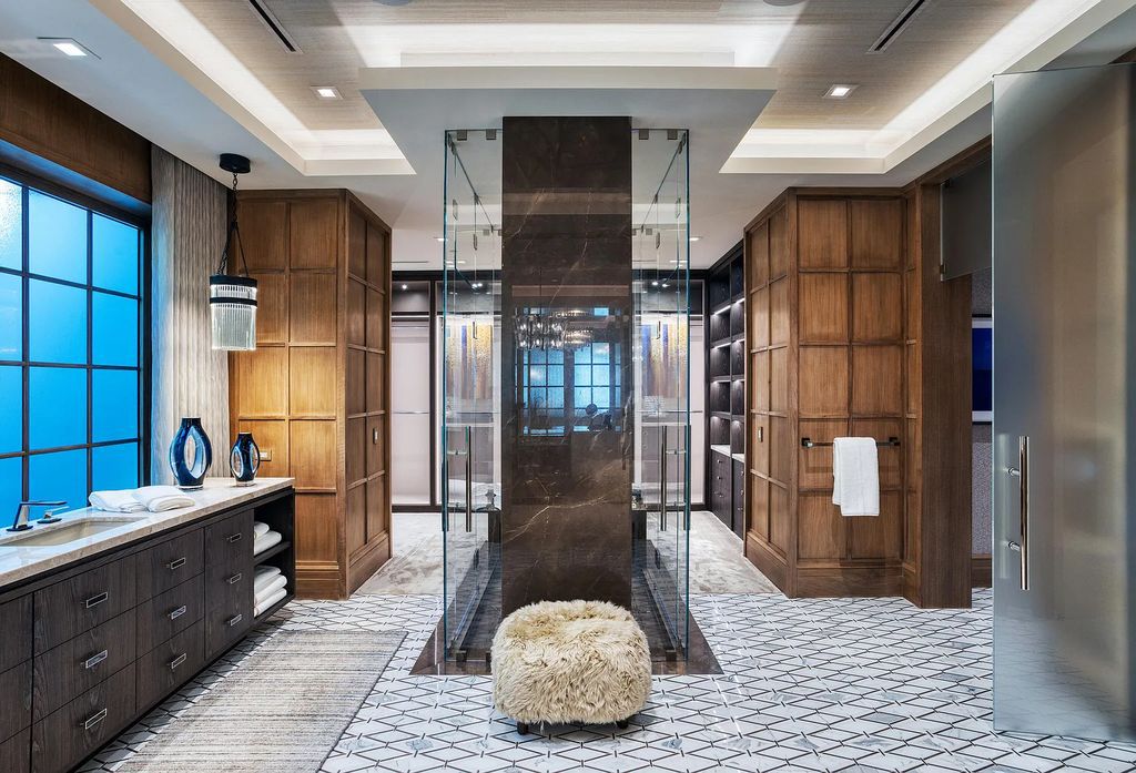 Introducing an extraordinary residence at 701 S Ocean Boulevard in Delray Beach, Florida. Crafted by renowned builder Mark Timothy Luxury Homes and designed by Jeffrey Strasser, this 6-bedrooms, 11-bathrooms masterpiece sets a new standard for luxurious beachfront living.