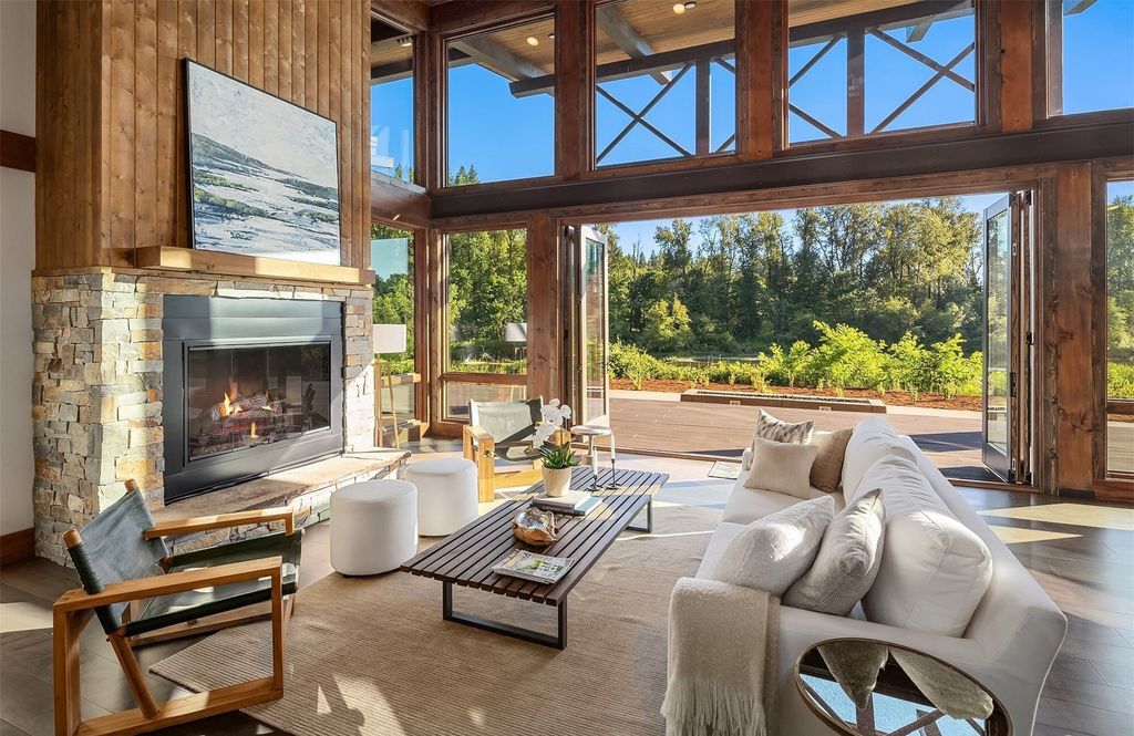 A Rare Legacy Property in Woodland, Washington - An Idyllic Haven Amidst Natural Serenity, Priced at $3,999 Million