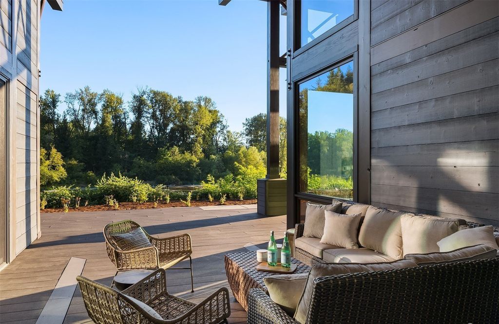 A Rare Legacy Property in Woodland, Washington - An Idyllic Haven Amidst Natural Serenity, Priced at $3,999 Million