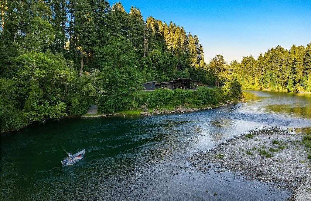 A Rare Legacy Property in Woodland, Washington - An Idyllic Haven Amidst Natural Serenity, Priced at $3,999 Million