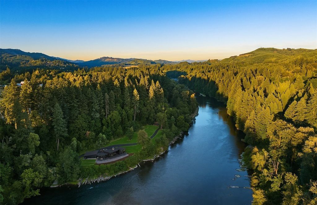 A Rare Legacy Property in Woodland, Washington - An Idyllic Haven Amidst Natural Serenity, Priced at $3,999 Million