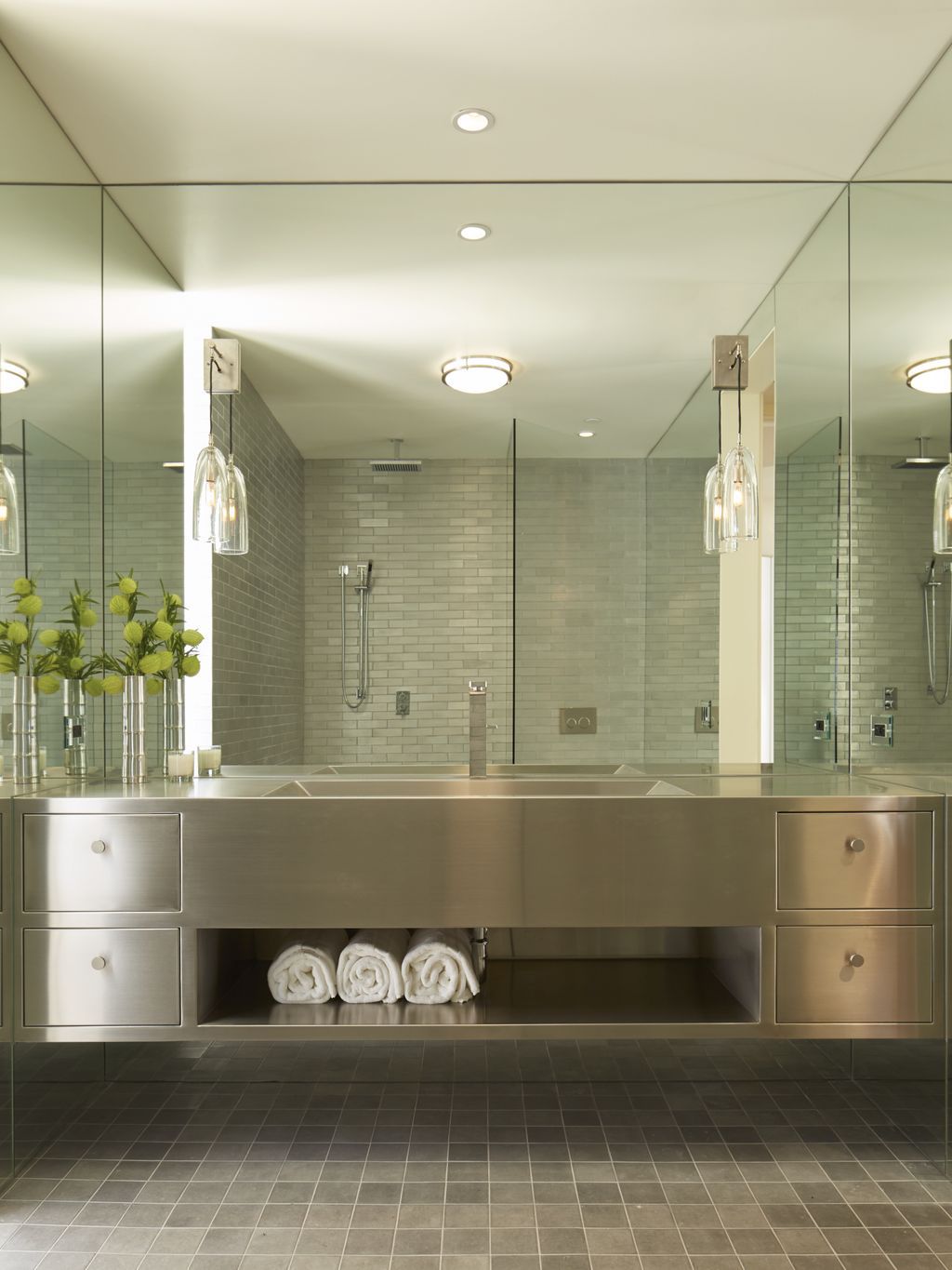 Bayou House Features Modern Aesthetic Design by Bradley Bayou Design