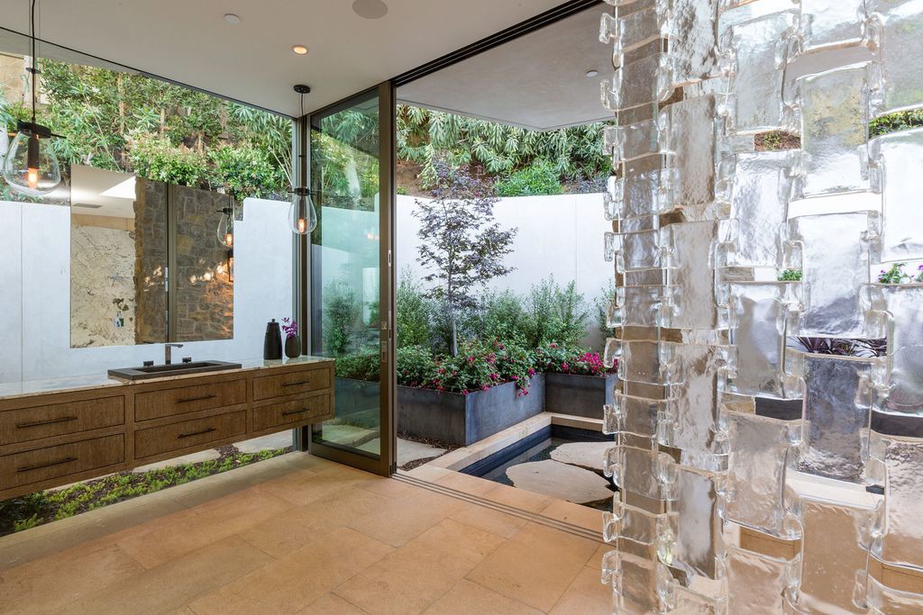 Bayou House Features Modern Aesthetic Design by Bradley Bayou Design