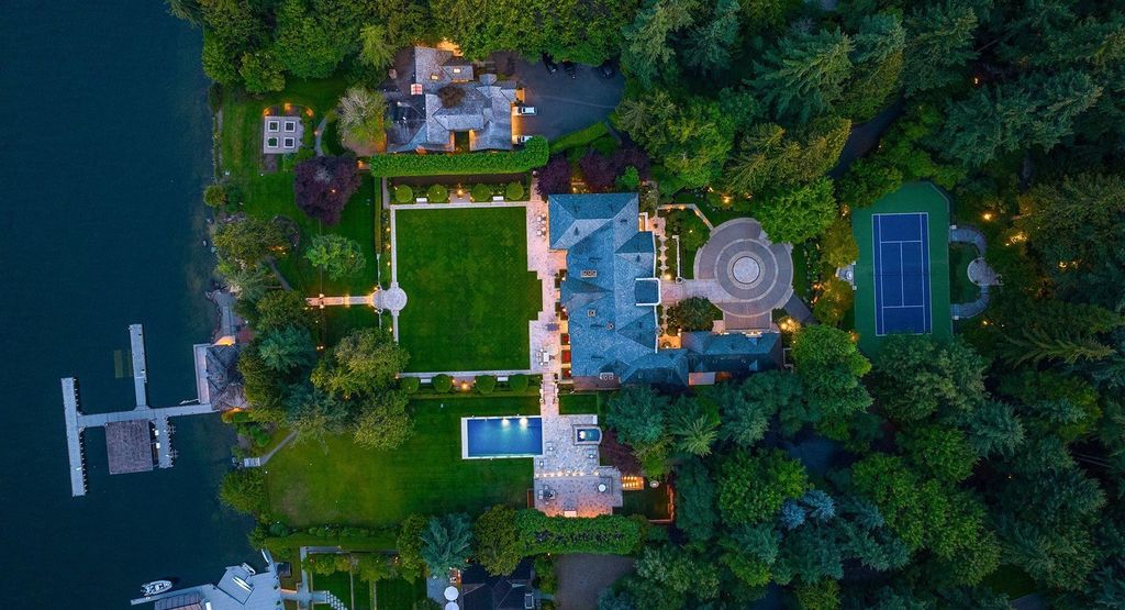 Breathtaking 4.3-Acre Legacy Estate on Lake Washington in Hunts Point, Washington Asking for $70 Million