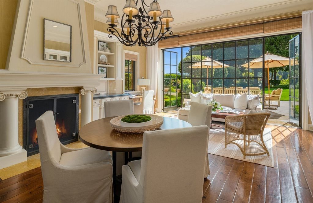 Breathtaking 4.3-Acre Legacy Estate on Lake Washington in Hunts Point, Washington Asking for $70 Million