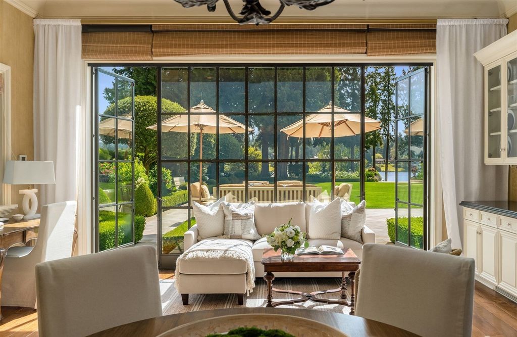 Breathtaking 4.3-Acre Legacy Estate on Lake Washington in Hunts Point, Washington Asking for $70 Million