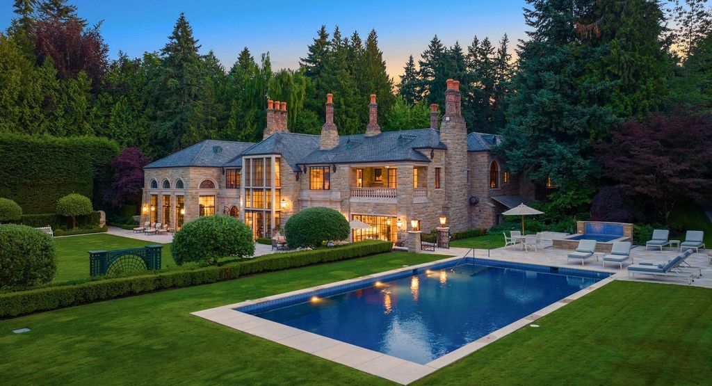 Breathtaking 4.3-Acre Legacy Estate on Lake Washington in Hunts Point, Washington Asking for $70 Million
