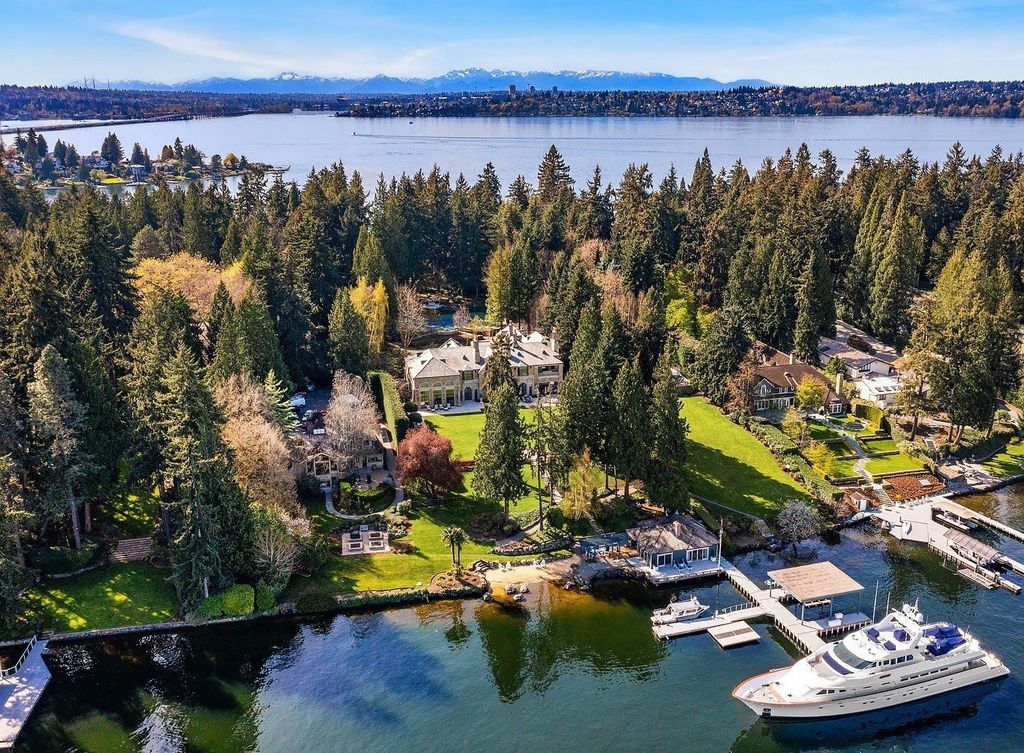 Breathtaking 4.3-Acre Legacy Estate on Lake Washington in Hunts Point, Washington Asking for $70 Million