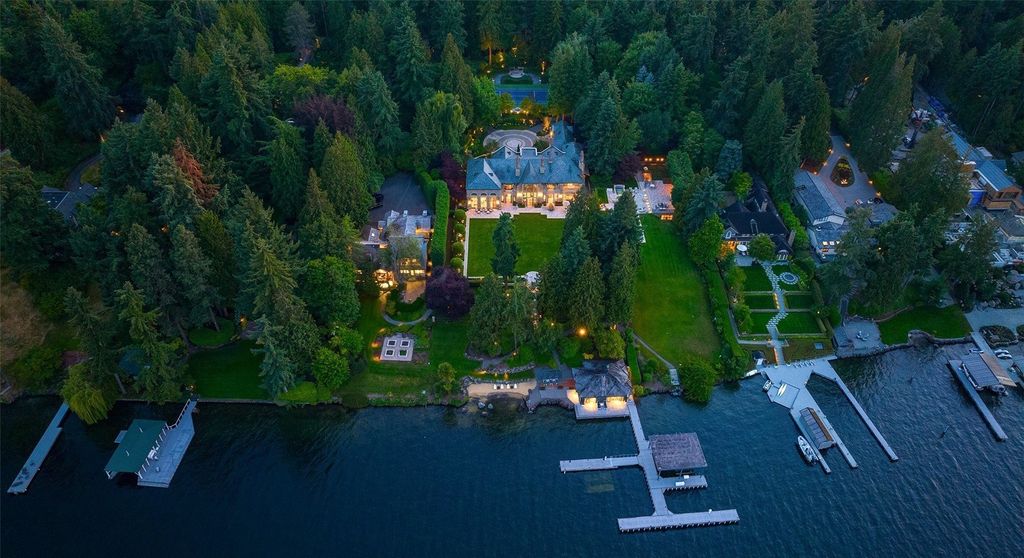 Breathtaking 4.3-Acre Legacy Estate on Lake Washington in Hunts Point, Washington Asking for $70 Million