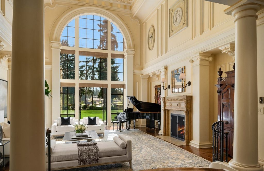 Breathtaking 4.3-Acre Legacy Estate on Lake Washington in Hunts Point, Washington Asking for $70 Million