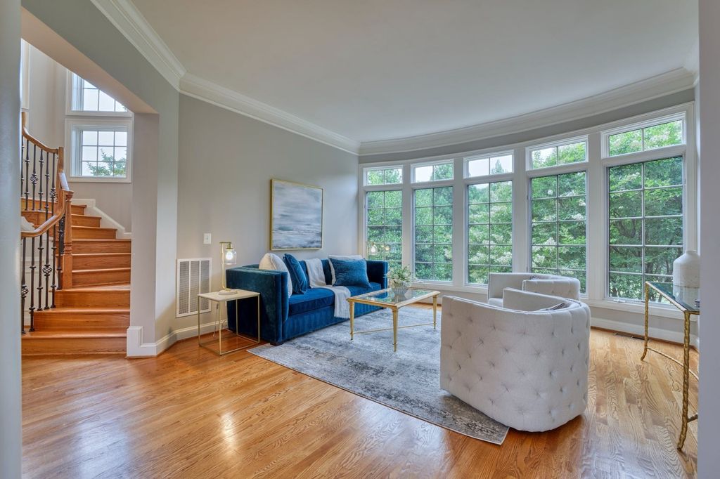 Captivating Retreat in Leesburg, Virginia: Harmonizing French Country Charm and Contemporary Elegance for $2,299,999