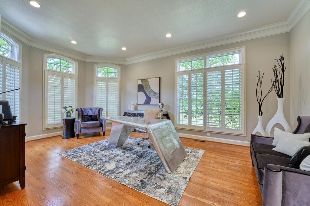 Captivating Retreat in Leesburg, Virginia: Harmonizing French Country Charm and Contemporary Elegance for $2,299,999