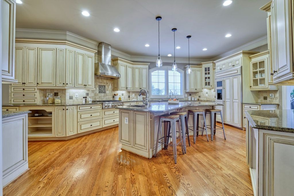 Captivating Retreat in Leesburg, Virginia: Harmonizing French Country Charm and Contemporary Elegance for $2,299,999