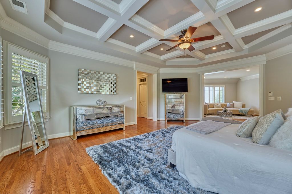 Captivating Retreat in Leesburg, Virginia: Harmonizing French Country Charm and Contemporary Elegance for $2,299,999
