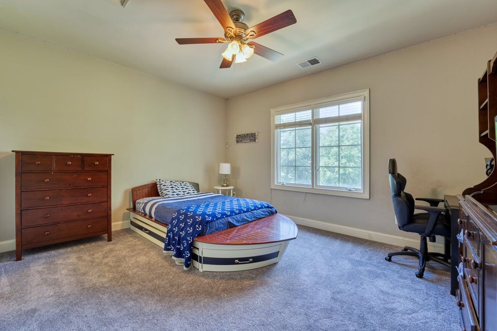 Captivating Retreat in Leesburg, Virginia: Harmonizing French Country Charm and Contemporary Elegance for $2,299,999