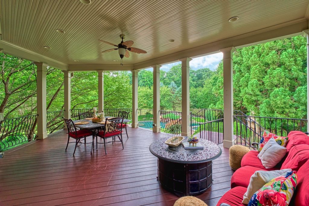 Captivating Retreat in Leesburg, Virginia: Harmonizing French Country Charm and Contemporary Elegance for $2,299,999