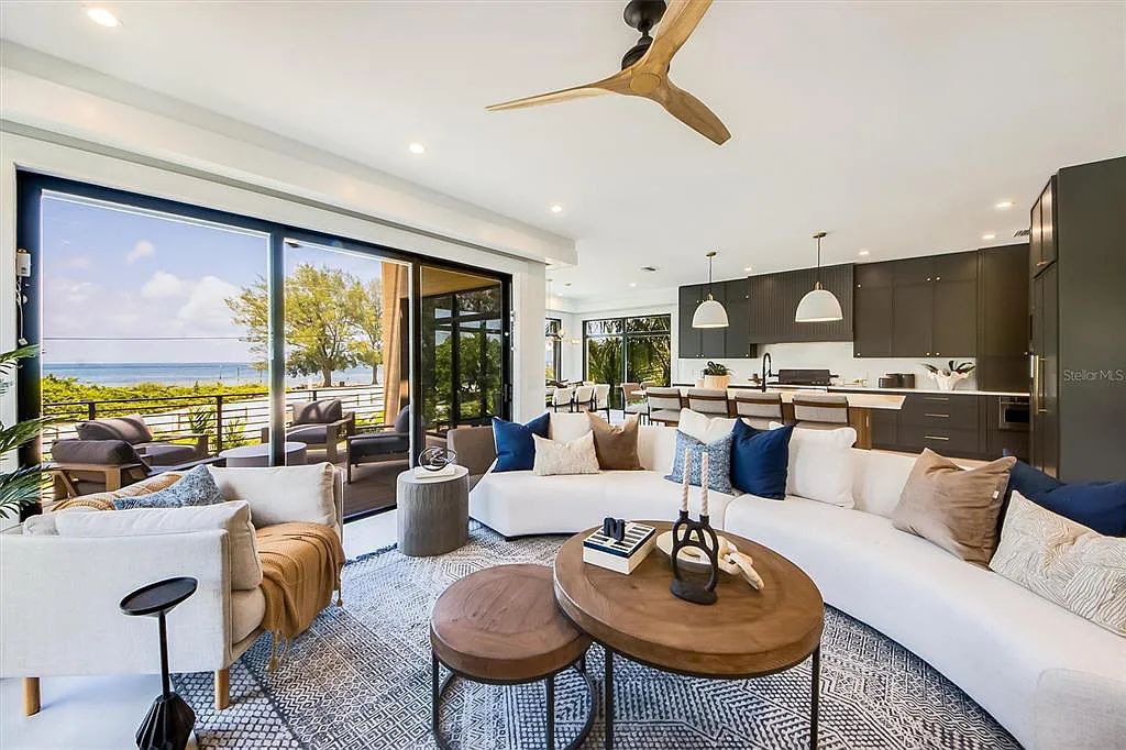 Experience luxury coastal living at 117 N Bay Boulevard, Anna Maria, Florida. This 4-bedrooms, 5-bathrooms, 3,155 square feet bayfront estate is a masterpiece of elegance.