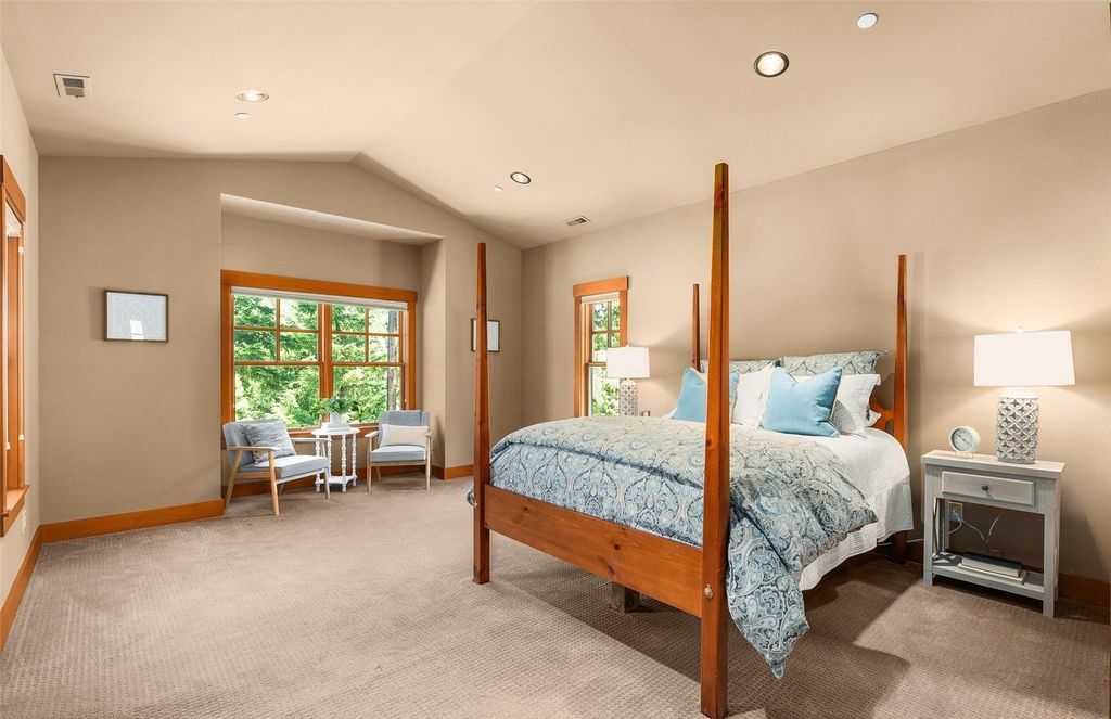 Discover Your Paradise: Luxurious Single-Owner Home on 148 Acres in Cle Elum, Washington Listing for $4.25M