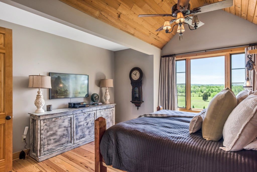 Dream Home in Lebanon, Tennessee: Impeccable Design and Quality for $3.2M