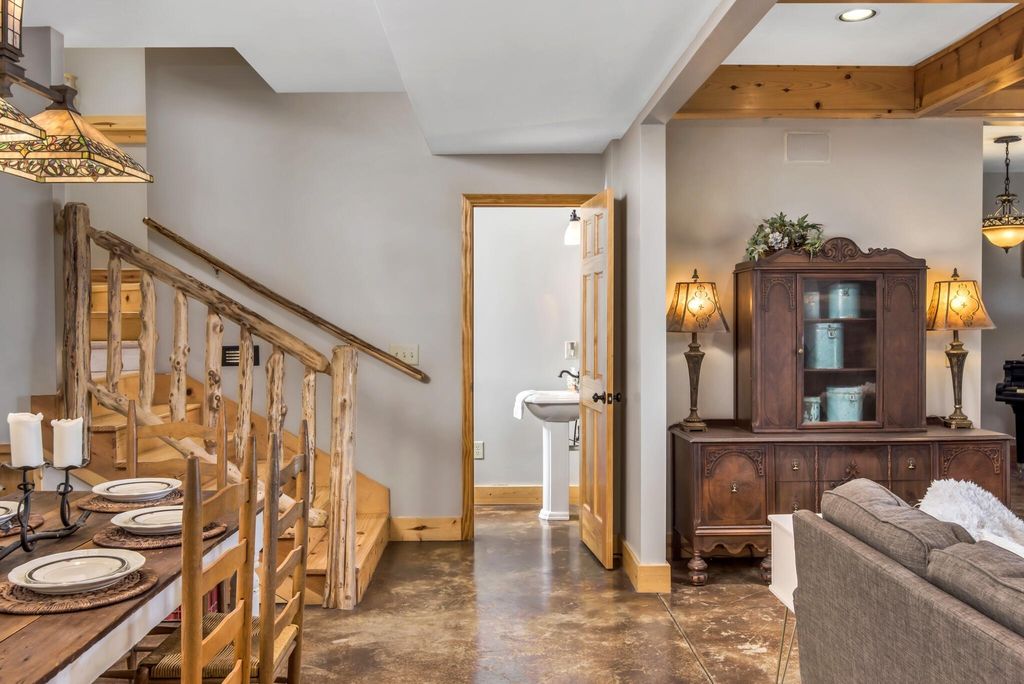 Dream Home in Lebanon, Tennessee: Impeccable Design and Quality for $3.2M
