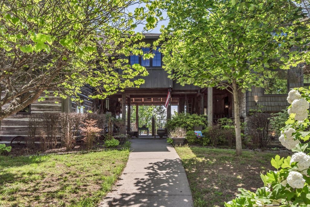 Dream Home in Lebanon, Tennessee: Impeccable Design and Quality for $3.2M