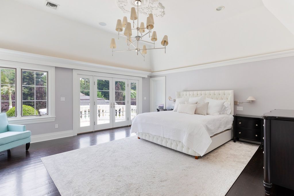 Exquisite Design, Spacious Living, and Pristine Privacy: Mansion in Upper Brookville, New York Listed at $7.45 Million