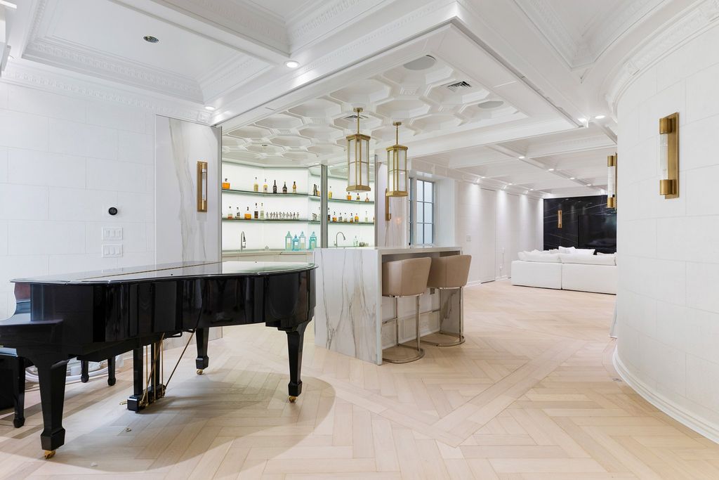 Exquisite Design, Spacious Living, and Pristine Privacy: Mansion in Upper Brookville, New York Listed at $7.45 Million