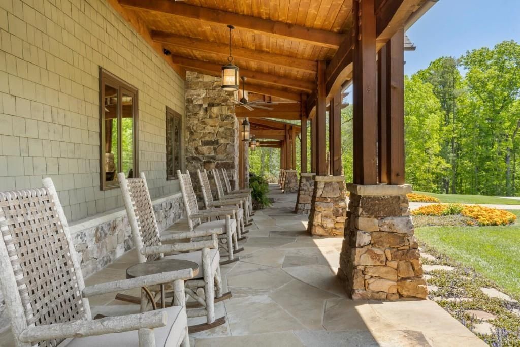 Exquisite Mountain Estate in Dahlonega, Georgia: A Luxurious Retreat Surrounded by Nature's Beauty, Listed at $5.85M