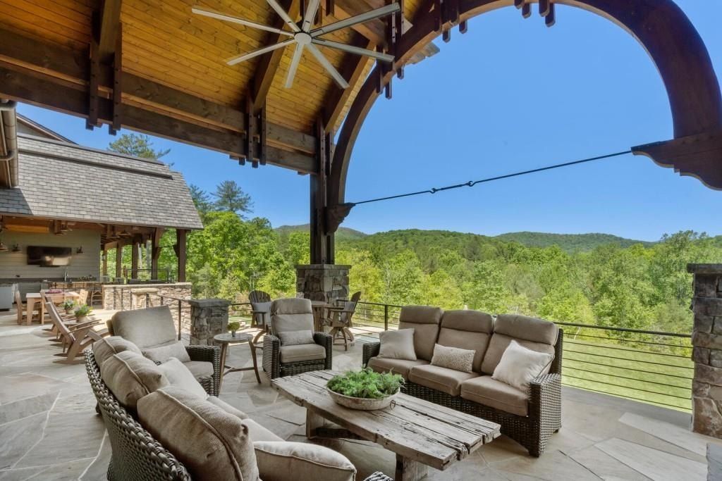 Exquisite Mountain Estate in Dahlonega, Georgia: A Luxurious Retreat Surrounded by Nature's Beauty, Listed at $5.85M