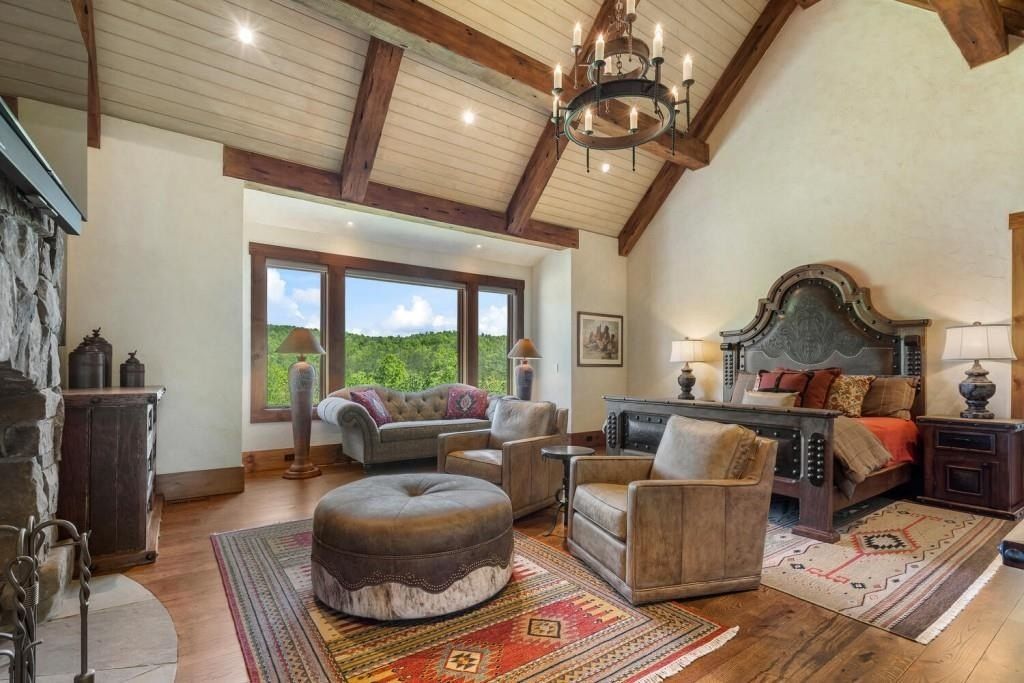 Exquisite Mountain Estate in Dahlonega, Georgia: A Luxurious Retreat Surrounded by Nature's Beauty, Listed at $5.85M