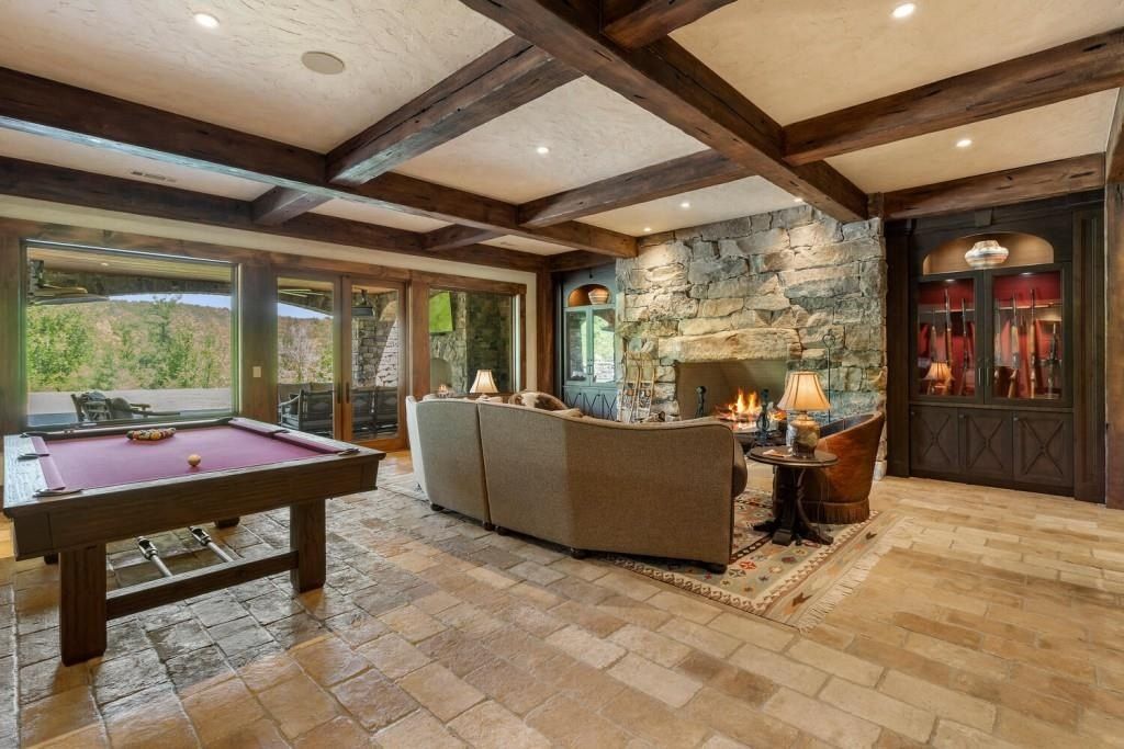 Exquisite Mountain Estate in Dahlonega, Georgia: A Luxurious Retreat Surrounded by Nature's Beauty, Listed at $5.85M