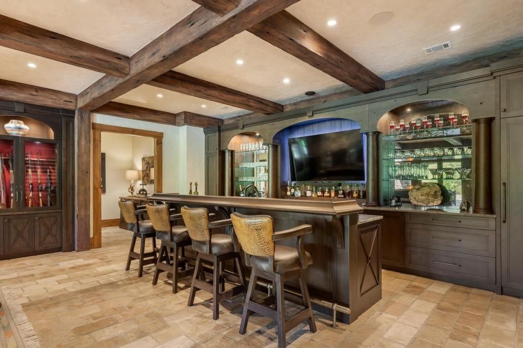 Exquisite Mountain Estate in Dahlonega, Georgia: A Luxurious Retreat Surrounded by Nature's Beauty, Listed at $5.85M