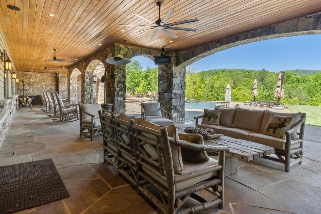 Exquisite Mountain Estate in Dahlonega, Georgia: A Luxurious Retreat Surrounded by Nature's Beauty, Listed at $5.85M